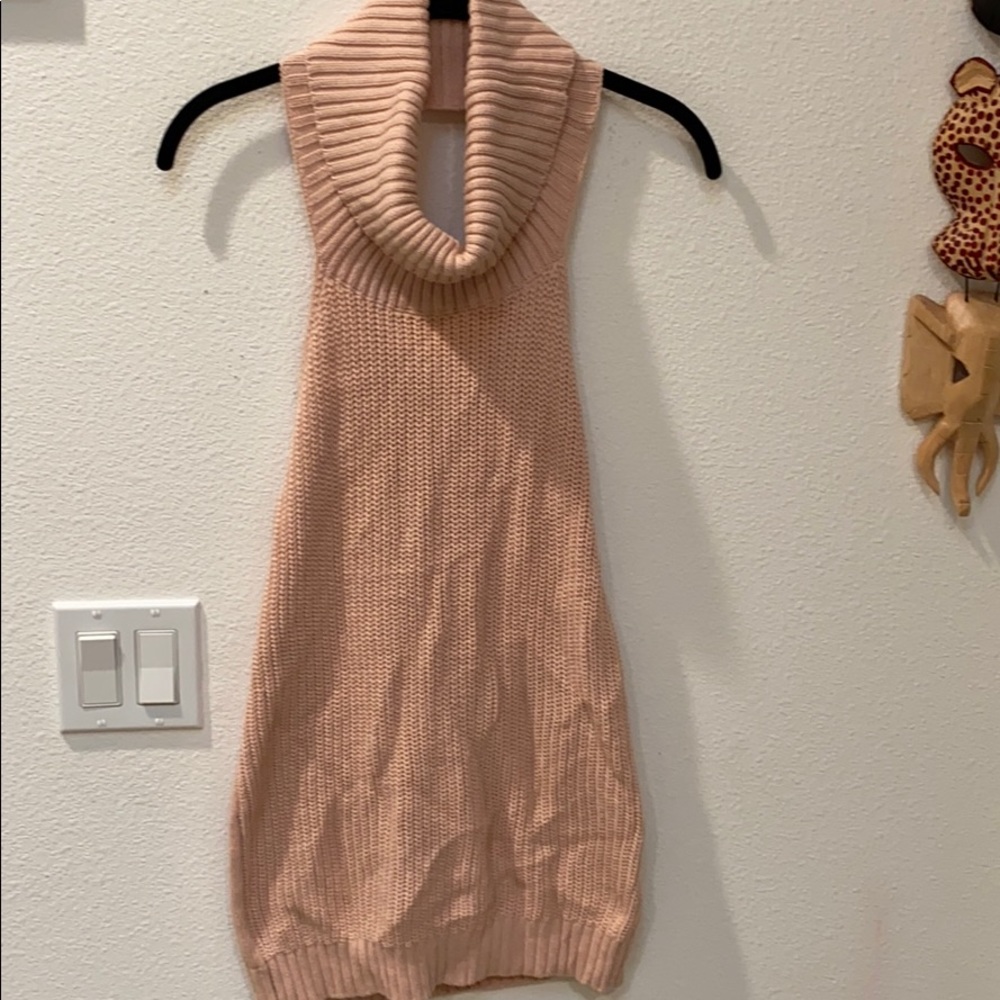 Turtleneck backless Tank